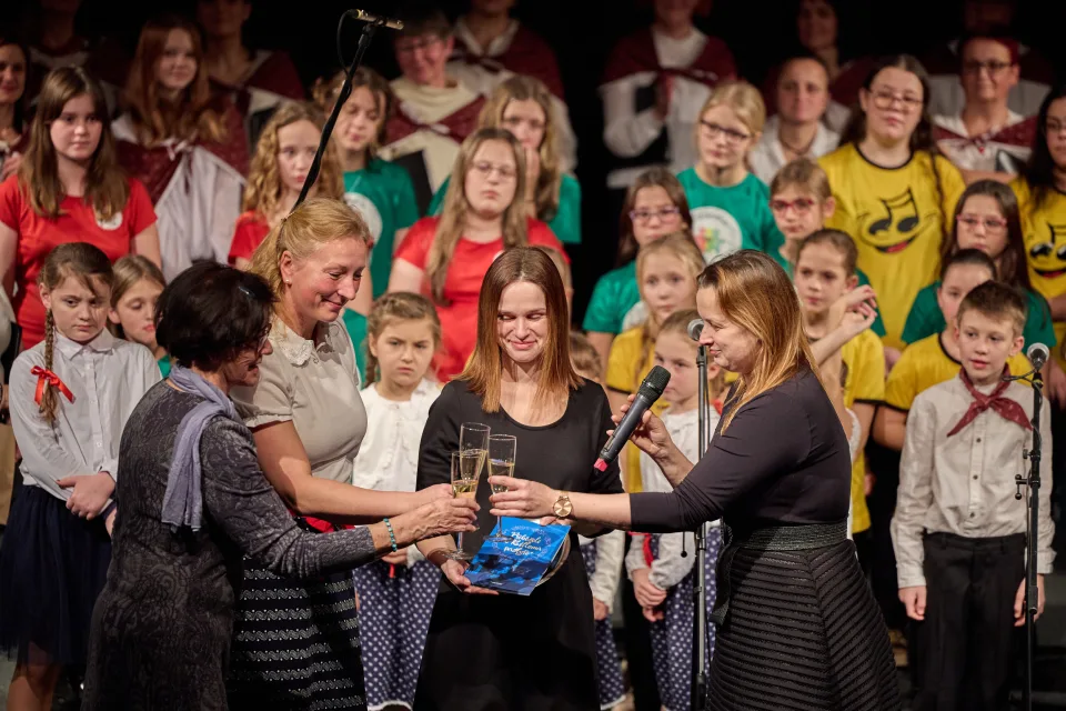 Křest zpěvníku — společné foto